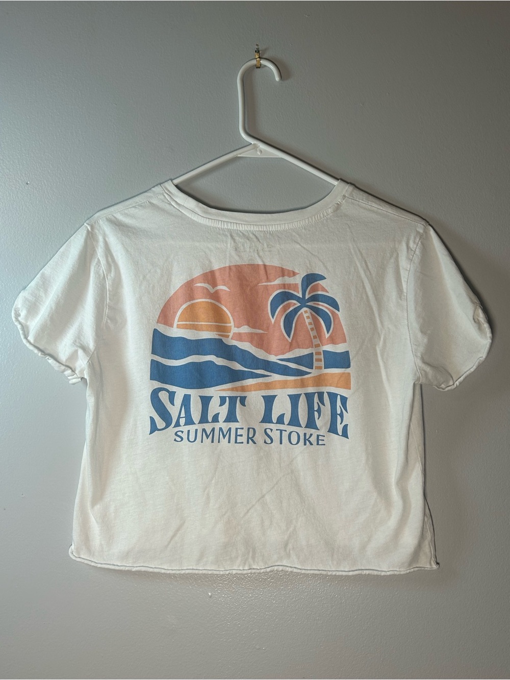 90 Inspired California Florida retro crop too boxy vintage fit rolled edges Med